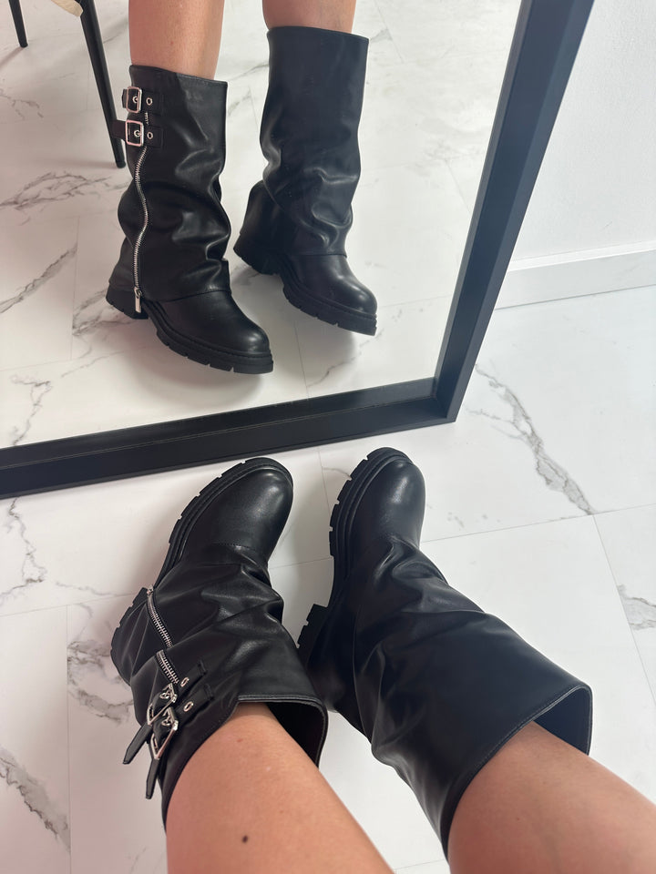 Annie - Exclusive zip boots